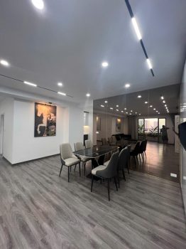 z6993487544519_7ee3e171871027241ef9350e488ac384